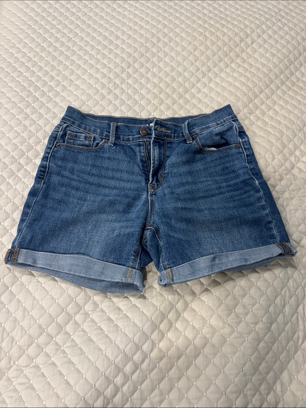 Old Navy Medium Blue Rolled-Hem Denim Shorts